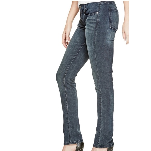 Guess | Medium Rise Skinny Sarah Fit Jeans - Picture 2 of 16